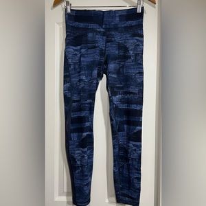 Lululemon Train Times 7/8 Pant *25"
Transition Multi Midnight Navy / Bla…
